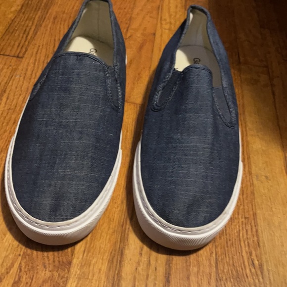 Gap Men slip-ons sneakers Size 10 - Picture 2 of 5